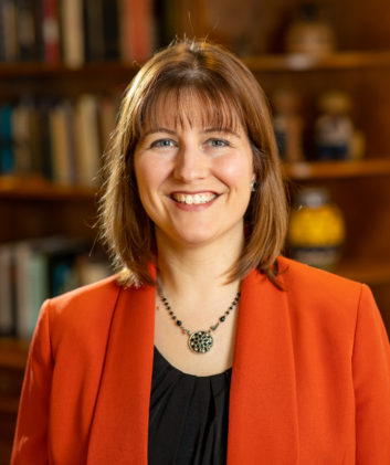 Lisa Wacht, Administrator